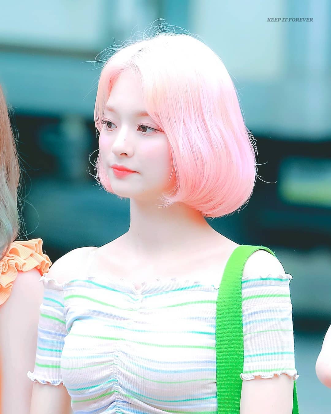 프로미스나인 이나경