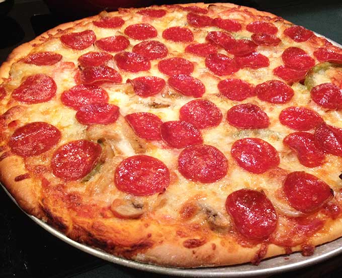 Homemade-Pizza1.jpg